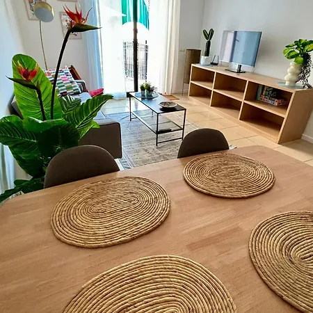 Casa Tita - Exclusivo Con Gran Terraza Y Vistas A La Piscina En Льорет-де-Мар
